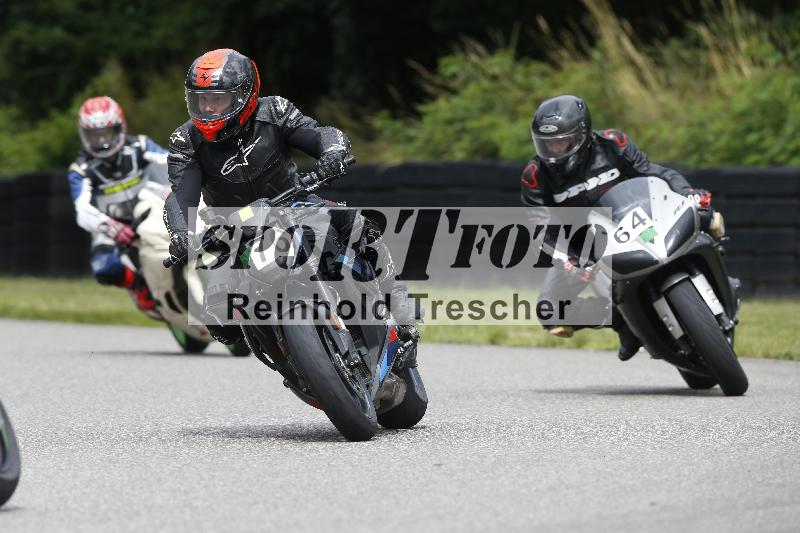 /23 07.06.2025 TZ Motorsport ADR/76